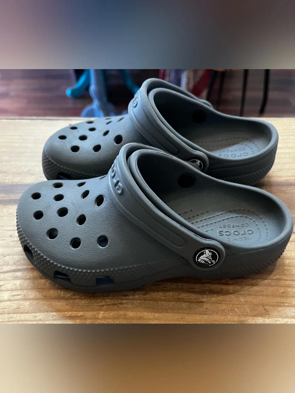 CROCS Kids Classic Clog in Charcoal Gray Size 13